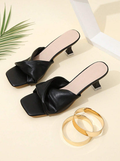 GISELLE PLEATED HEELS